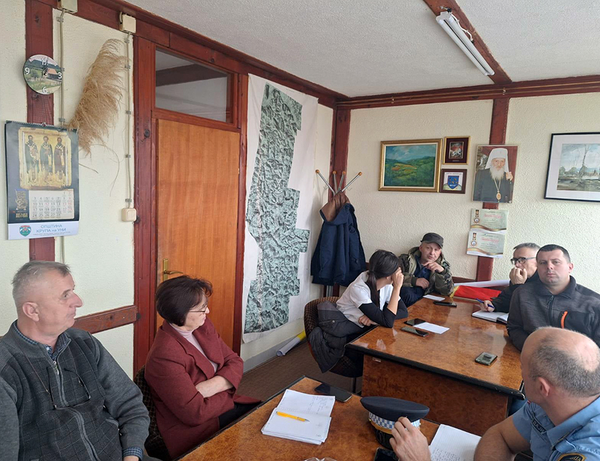 КРУПА НА УНИ, 24. ФЕБРУАРА /СРНА/ - Начелник општине Крупа на Уни Гојко Кличковић упутио је данас допис републичкој ветеринарској инспекцији у којем је затражен излазак на терен и смјернице за поступање након што се у насељу Горњи Бушевић појавила заразна болест оваца бруцелоза.