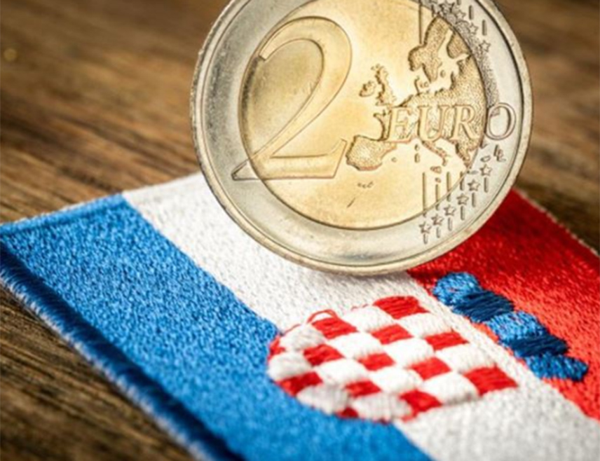 ЗАГРЕБ, 25. ФЕБРУАРА /СРНА/ - Чак 45 одсто грађана Хрватске тешко подмирује основне животне трошкове, што Хрватску сврстава међу земље ЕУ с најлошијом финансијском ситуацијом становништва, показују најновија истраживања Еврофонда.