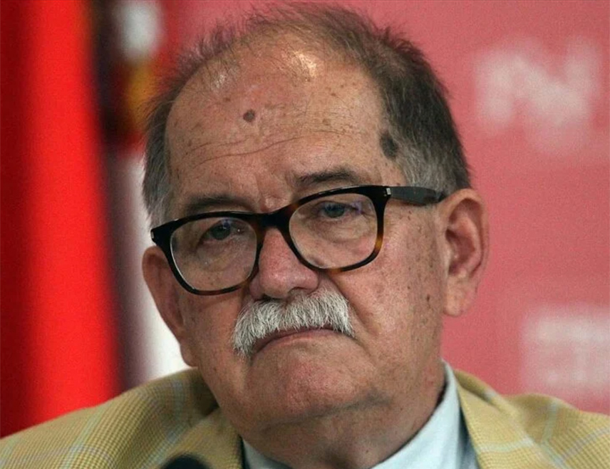 БЕОГРАД, 26. ФЕБРУАРА /СРНА/ - Пресуда Суда БиХ у процесу против предсједника Републике Српске Милорада Додика у Српској неће бити прихваћена, оцијенио је бивши дипломата и инострани члан Академије наука и умјетности Републике Српске /АНУРС/ Дарко Танасковић.