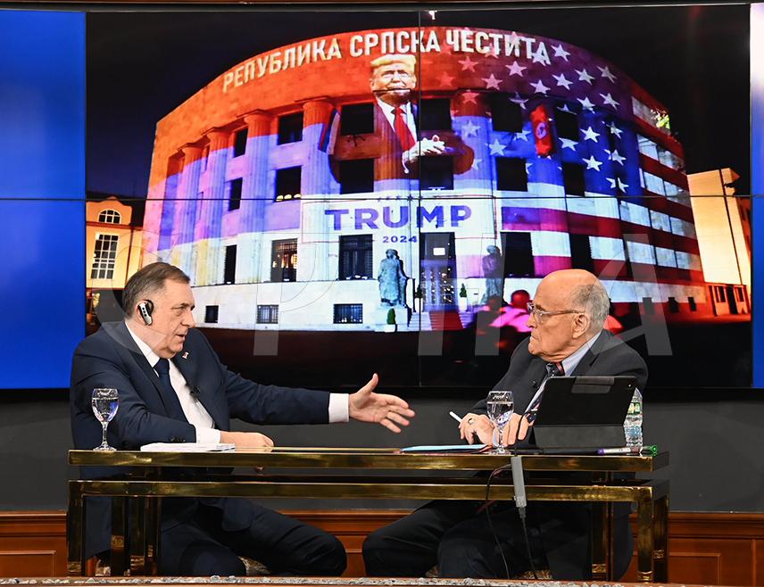 БАЊАЛУКА, 26. ФЕБРУАРА /СРНА/ - Предсједник Републике Српске Милорад Додик оцијенио је да је иста исламистичка идеологија подстакла нападе у САД 11. септембра 2001. године и у Израелу 7. октобра 2023.