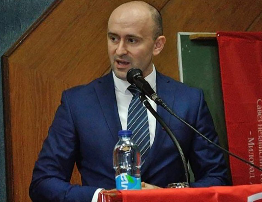 БРОД, 26. ФЕБРУАРА /СРНА/ - Пресуда Суда БиХ предсједнику Републике Српске још је један у низу скандалозних показатеља краха и политичке злоупотребе институција БиХ, изјавио је за Срну начелник општине Брод Милан Зечевић.