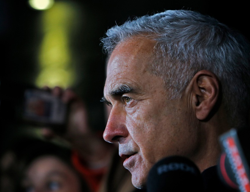 БУКУРЕШТ, 26. ФЕБРУАРА /СРНА/ - Румунски политичар Калин Ђорђеску, који је учествовао на предсједничким изборима 2024. године, изјавио је након петочасовног саслушања у тужилаштву да ће се кандидовати за предсједника.