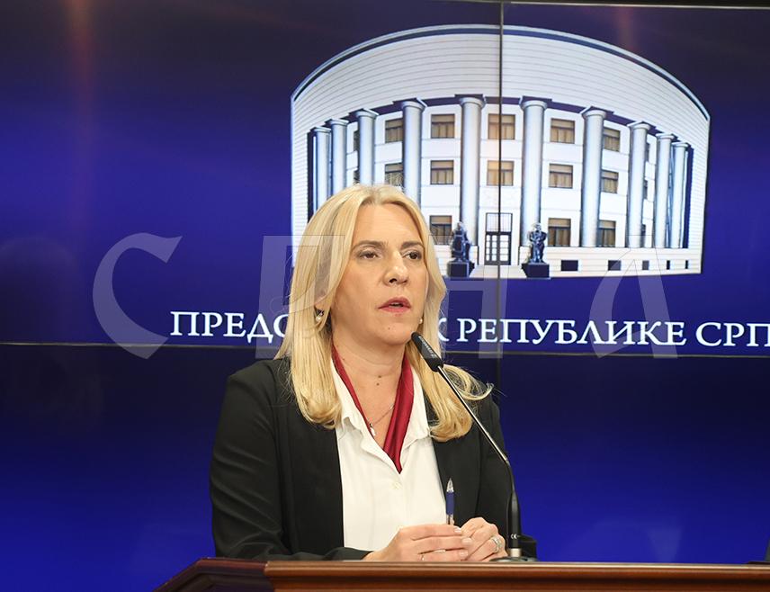 БАЊАЛУКА, 27. ФЕБРУАРА /СРНА/ - Српски члан и предсједавајућа Предсједништва БиХ Жељка Цвијановић изразила је данас у Бањалуци задовољство јучерашњим разговорима са људима из садашње америчке администрације заинтересованиМ да виде како се трошио новац америчких порезника у БиХ.