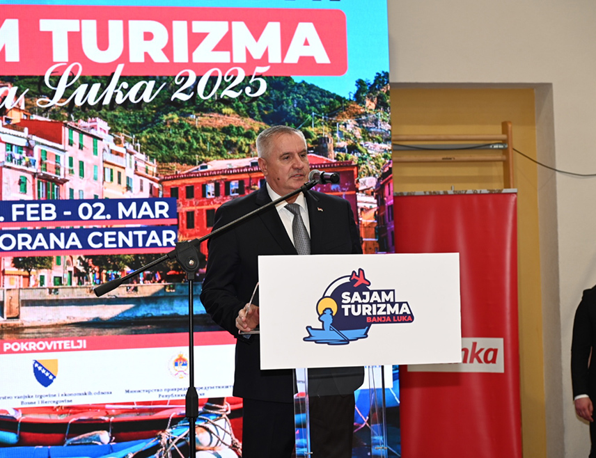 БАЊАЛУКА, 28. ФЕБРУАРА /СРНА/ - Предсједник Владе Републике Српске Радован Вишковић рекао је да природне љепоте и потенцијал Српске дају пуно простора за развој туризма као привредне гране, што може бити веома корисно за грађане, али и буџет Српске.