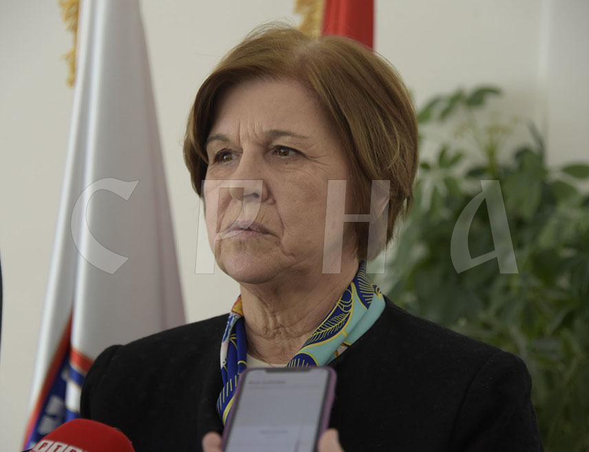 ЧЕЛИНАЦ, 3. МАРТА /СРНА/ - Министар просвјете и културе Републике Српске Жељка Стојичић рекла је данас у Челинцу да ће ресорно министарсво подржати ову локалну заједницу у завршетку радова на спољашњем уређењу централне Основне школе /ОШ/ "Милош Дујић".