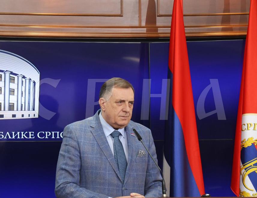 БАЊАЛУКА, 3. МАРТА /СРНА/ - Предсједник Републике Српске Милорад Додик изјавио је да ће Република Српска, вјероватно у сриједу, 5. марта, упутити у јавну расправу нови устав.