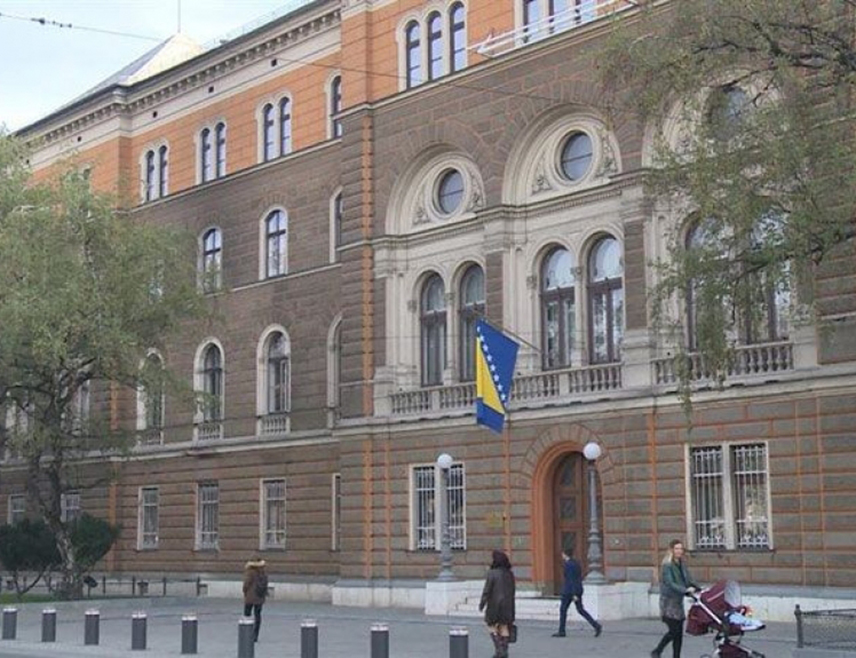 САРАЈЕВО, 7. МАРТА /СРНА/ - Из Предсједништва БиХ није упућен никакав званични захтјев према ЕУФОР-у у којем се тражи њихов додатни ангажман, сазнаје Срна у Предсједништву БиХ.