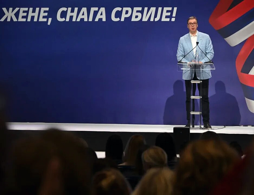 БЕОГРАД, 7. МАРТА /СРНА/ - Предсједник Србије Александар Вучић најавио је вечерас да ће ускоро бити предложен закон о Алиментационом фонду, чији је циљ да држава плаћа алиментацију женама чији бивши мужеви избјегавају да испуне своју законску дужност.