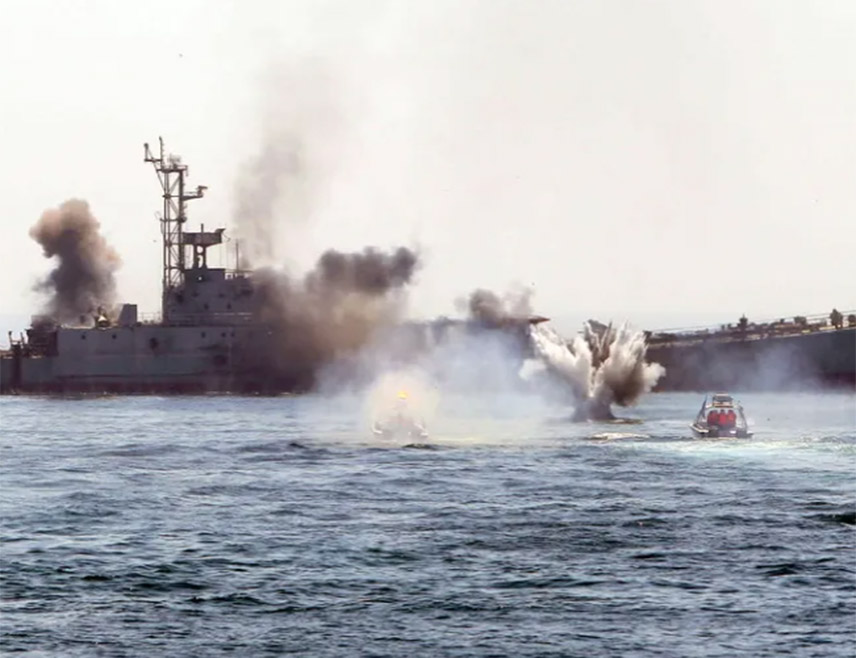 ПЕКИНГ, 9. МАРТА /СРНА/ - Кинеска, иранска и руска морнарица обавиће заједничку вјежбу током марта, саопштило је кинеско Министарство одбране.