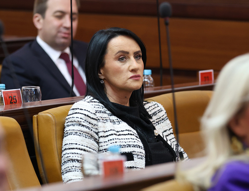 БАЊАЛУКА, 9. МАРТА /СРНА/ - Члан СНСД-а Жана Грмуша рекла је да је лидер те политичке партије Милорад Додик симбол борбе за интересе Републике Српске и човјек који је кроз све године политичке каријере показао невјеројатан интегритет и храброст да донесе одлуке у духу интереса народа Српске.