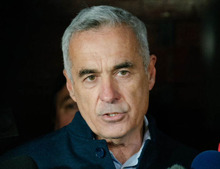 БУКУРЕШТ, 9. МАРТА /СРНА-Ројтерс/ - Централна изборна комисија Румуније забранила је крајње десно и проруски оријентисаном Калину Ђорђескуу да се кандидује на поновљеним предсједничким изборима у мају.