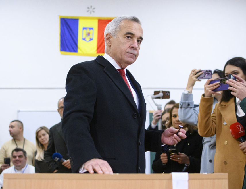 БУКУРЕШТ, 10. МАРТА /СРНА/ - Румунски независни кандидат Калин Ђорђеску поднио је жалбу Уставном суду на одлуку Централне изборне комисије /ЦИК/ да му се забрани да учествује на поновљеним предсједничким изборима у Румунији заказаним за мај, јавила је телевизија "Реалитатеа плус".