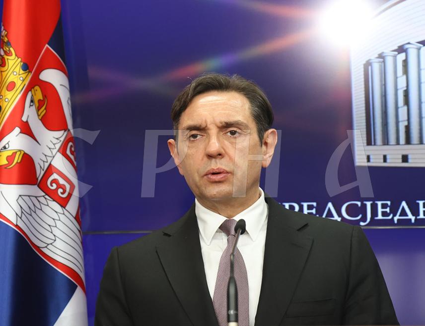 БАЊАЛУКА, 10. МАРТА /СРНА/ - Потпредсједник Владе Србије Александар Вулин изјавио је данас да је веома важно да се предсједник Републике Српске Милорад Додик обрати грађанима Србије у Скупштини Републике Србије.