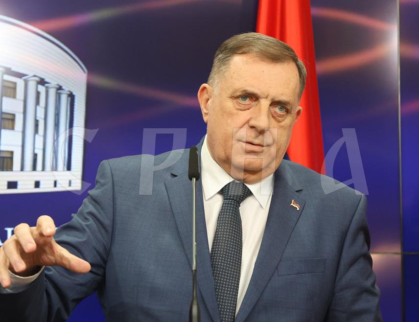 БАЊАЛУКА, 10. МАРТА /СРНА/ - Предсједник Републике Српске Милорад Додик рекао је да он није никакав бјегунац од правде, него од неправде, те да ће тек да се види да ли ће и кога Тужилаштво БиХ ухапсити.