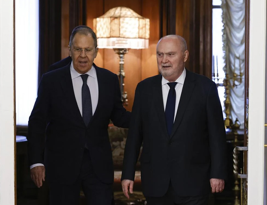 МОСКВА, 11. МАРТА /СРНА/ - Руски министар спољних послова Сергеј Лавров и генерални секретар Организације за европску безбједност и сарадњу /ОЕБС/ Феридун Синирлиоглу разговарали су о начинима на које ОЕБС може постати дио нове евроазијске безбједносне архитектуре.