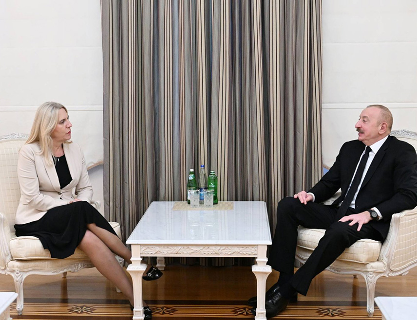 БАКУ, 13. МАРТА /СРНА/ - Српски члан и предсједавајућа Предсједништва БиХ Жељка Цвијановић истакла је током данашњег састанка са предсједником Републике Азербејџан Илхамом Алијевим у Бакуу да је у току покушај политичке елиминације легитимног и легално изабраног предсједника Републике Српске, путем правосудног прогона који је креиран на основу нелегалне одлуке неизабраног страног држављанина у БиХ.