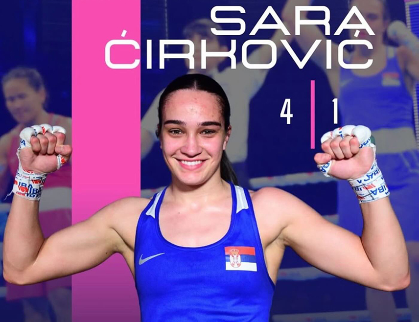 БАЊАЛУКА, 13. МАРТА /СРНА/ - Предсједник Републике Српске Милорад Додик честитао је репрезентативки Србије у боксу Братунчанки Сари Ћирковић и њеном тренеру Мирку Ждралу историјски успјех и пласман у полуфинале Свјетског првенства у Нишу, те истакао да Српска и Србија имају чиме да се поносе.