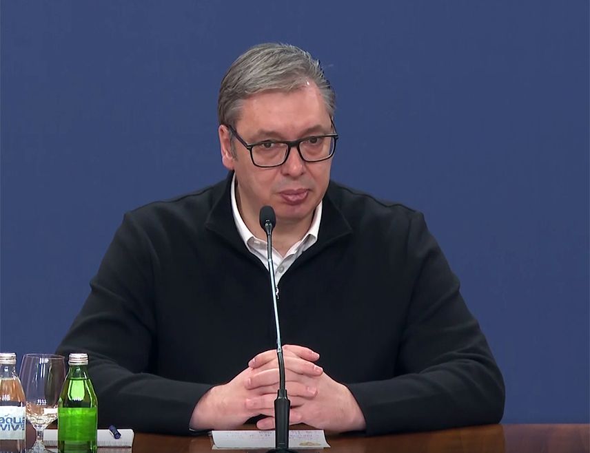 БЕОГРАД, 15. МАРТА /СРНА/ - Предсједник Србије Александар Вучић поручио је вечерас да је чињеница да је Србија сачувала мир и стабилност велика радост за српски народ у Републици Српској, који је под огромним притисцима и у тешкој ситуацији.