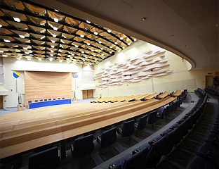 САРАЈЕВО, 18. МАРТА /СРНА/ - Отказана је хитна сједница Представничког дома Парламентарне скупштине БиХ, која је била заказана за данас.