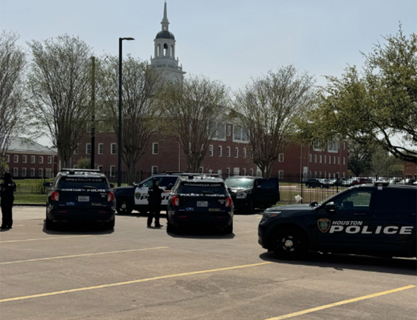 ВАШИНГТОН, 20. МАРТА /СРНА/ - Полиција у сјеверном предграђу Детроита потврдила је да се догодила пуцњава у локалној болници и назвала то "изолованим инцидентом".