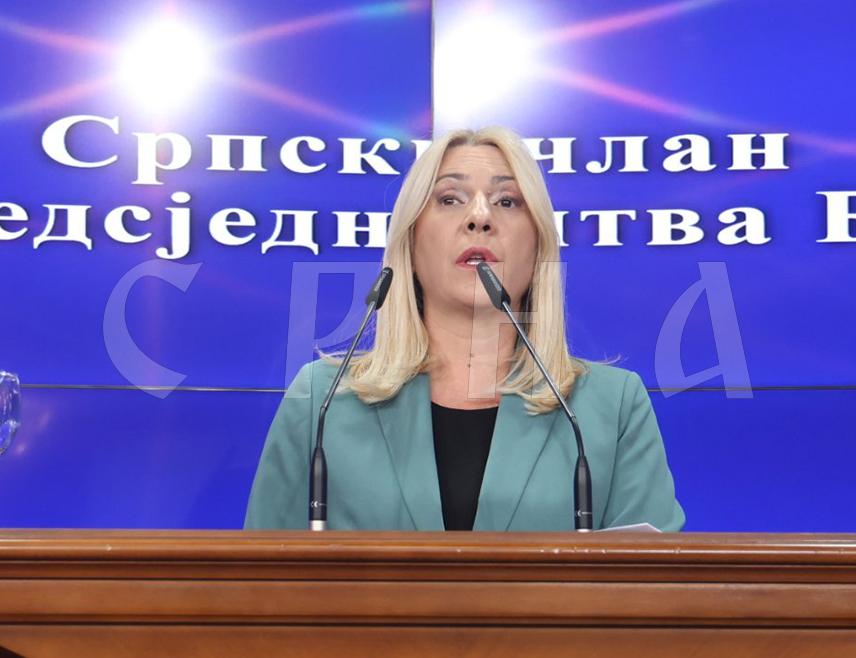 БАЊАЛУКА, 20. МАРТА /СРНА/ - Српски члан и предсједавајућа Предсједништва БиХ Жељка Цвијановић рекла је данас У Бањалуци да ће српски кадар у Оружаним снагама БиХ дјеловати само у складу са законом.