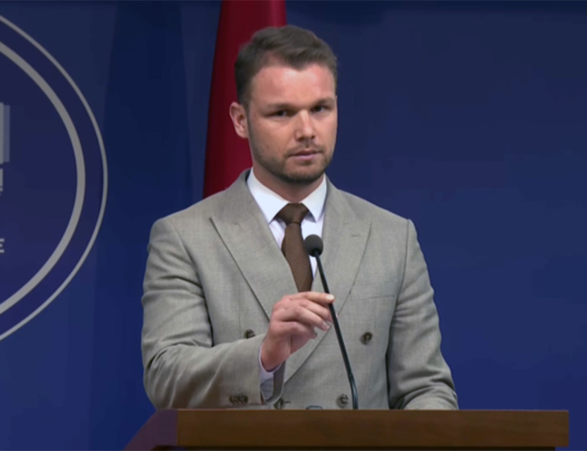 БАЊАЛУКА, 22. МАРТА /СРНА/ - Предсједник ПДП-а Драшко Станивуковић рекао је да усташки злочин у Старом Броду код Вишеграда над српским народом од прије 83 године никада не смије бити заборављен и нагласио да је дужност чувати сјећање на невине жртве.