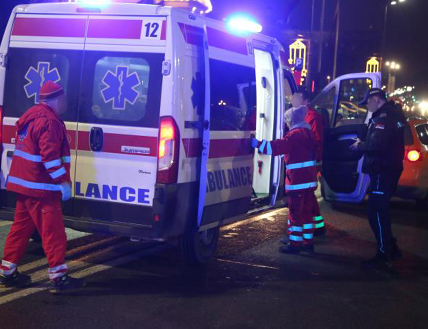 БЕОГРАД, 22. МАРТА /СРНА/ - Припадници Министарства унутрашњих послова /МУП/ у Београду извукли су тијело девојчице из ријеке Саве, саопштено је из МУП-а.