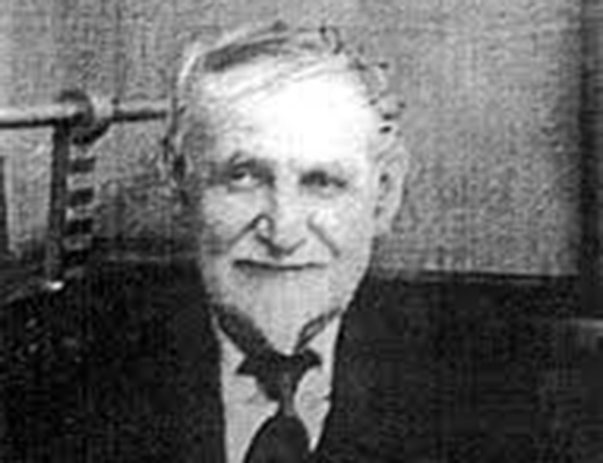 БИЈЕЉИНА, 5. АПРИЛА /СРНА/ - Српски филозоф и математичар Бранислав Јеремић /1875-1954/, познат као Бранислав Петронијевић, професор Велике школе, потом Универзитета у Београду и члан Српске академије наука и уметности, рођен је 6. априла 1875. године.