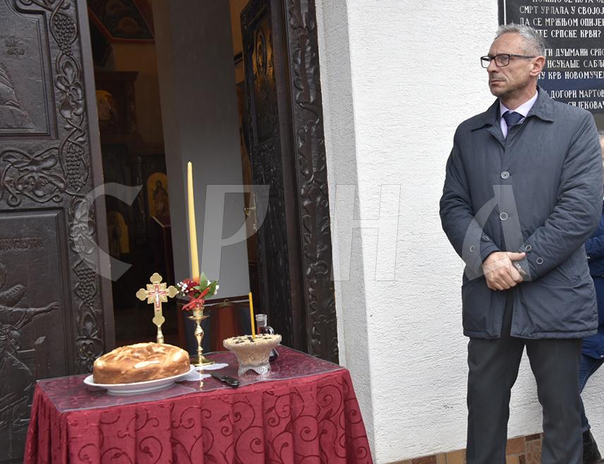 СИЈЕКОВАЦ, 26. МАРТА /СРНА/ - У Сијековцу код Брода почело је обиљежавање 33 године од злочина над српским цивилима, мјештанима, који су починиле хрватске снаге.