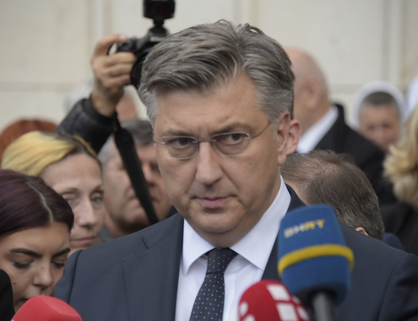 ЗАГРЕБ, 27. МАРТА /СРНА/ - Премијер Хрватске Андреј Пленковић изјавио је да никада није било предвиђено да хрватски војници буду ангажовани на територији Украјине.