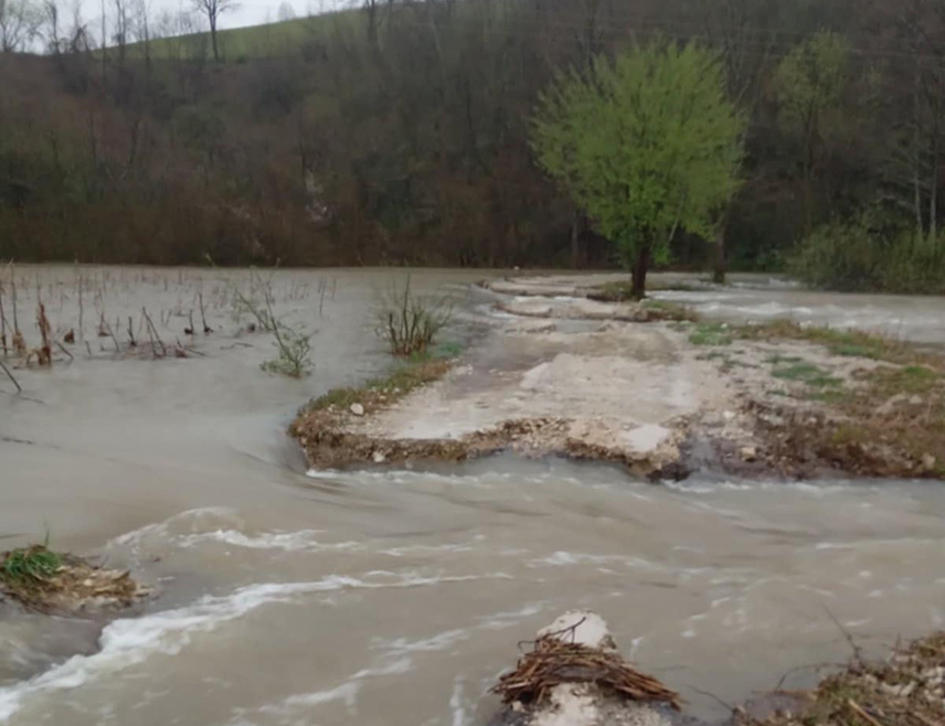 НОВИ ГРАД, 28. МАРТА /СРНА/ - Водостаји Уне и Сане у Новом Граду су у порасту, а на подручју ове локалне заједнице на снази су редовне мјере одбране од поплава.
