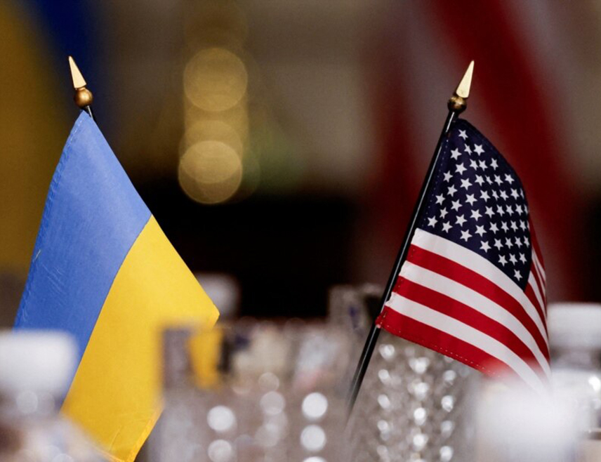 ЊУЈОРК, 29. МАРТА /СРНА/ - Администрација америчког предсједника Доналда Трампа инсистира на томе да Украјина потпише споразум којим би Вашингтон добио контролу над кључним економским пројектима, пише "Вол стрит журнал" позивајући се на нацрт документа упућен Кијеву.