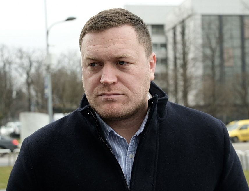 БАЊАЛУКА, 29. МАРТА /СРНА/ - Савјет безбједности УН недвосмислено је подржао дијалог два ентитета и три народа у БиХ, као и консензус, а не наметања, што је до сада била пракса, углавном на штету српског народа, оцијенио је за Срну политиколог Војислав Савић.