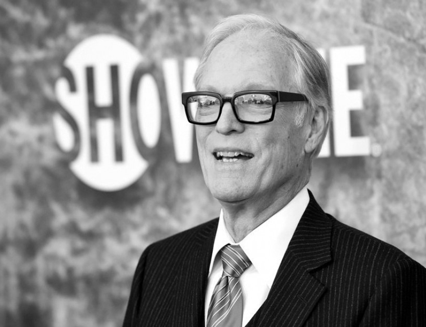 ЛОС АНЂЕЛЕС, 30. МАРТА /СРНА/ - Амерички глумац Ричард Чемберлен, познат по улогама у серијама "Шогун" и "Птице умиру пјевајући", преминуо је у 90. години.