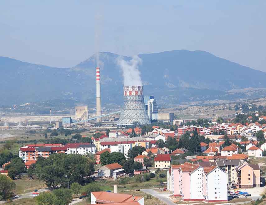 ГАЦКО, 1. АПРИЛА /СРНА/ - Производња у Руднику и термоелектрани /РиТЕ/ "Гацко" за први квартал била је изнад плана и износила је 378.000 мегават-часова електричне енергије, саопштено је из предузећа.