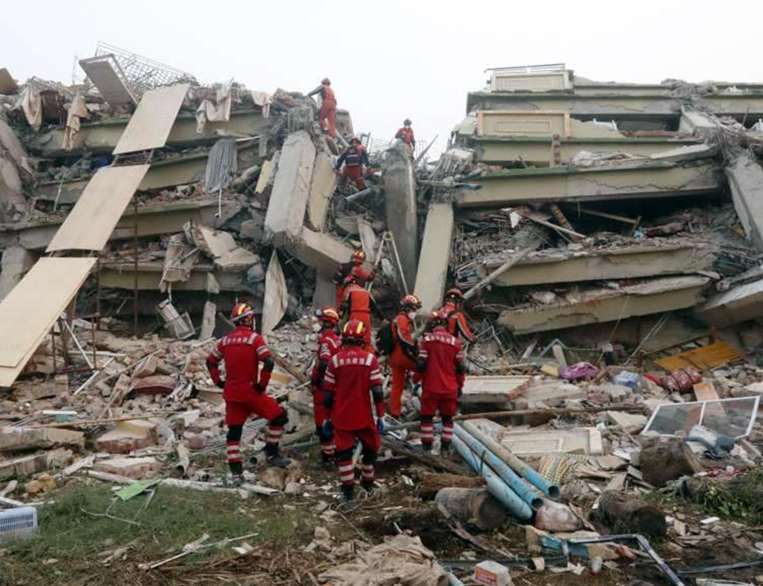 БАНГКОК, 5. АПРИЛА /СРНА-Ројтерс/ - Број мртвих у разорном земљотресу у Мјанмару попео се на 3.354, са 4.850 повријеђених и 220 несталих, јавили су државни медији.