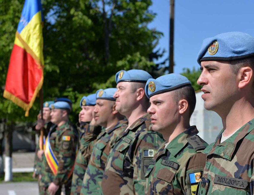 КИШИЊЕВ, 5. АПРИЛА /СРНА - РИА Новости/ - Молдавија је послала још један контингент војног особља у БиХ за учешће у мировној мисији, саопштено је из молдавског Министарства одбране.