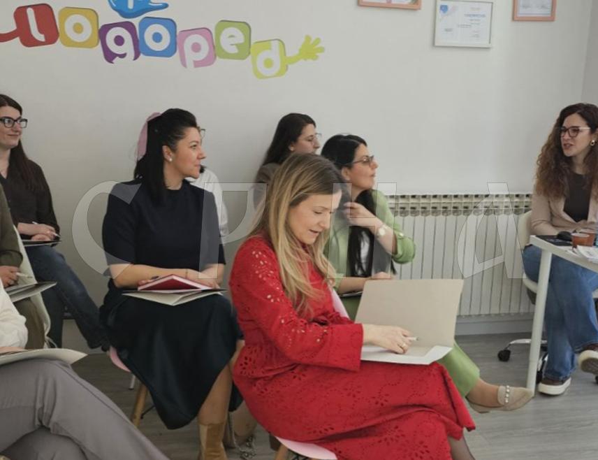 ДОБОЈ, 6. АПРИЛА /СРНА/ - Све је већи број дјеце код којих се током тестирања пред упис у основну школу уочава да немају довољно развијене предвјештине читања, писања и рачунања, што за посљедицу генерално има отежано усвајање градива у школи, изјавила је Срни логопед београдског Едукативног центра "Светионик" Александра Ђорђевић.