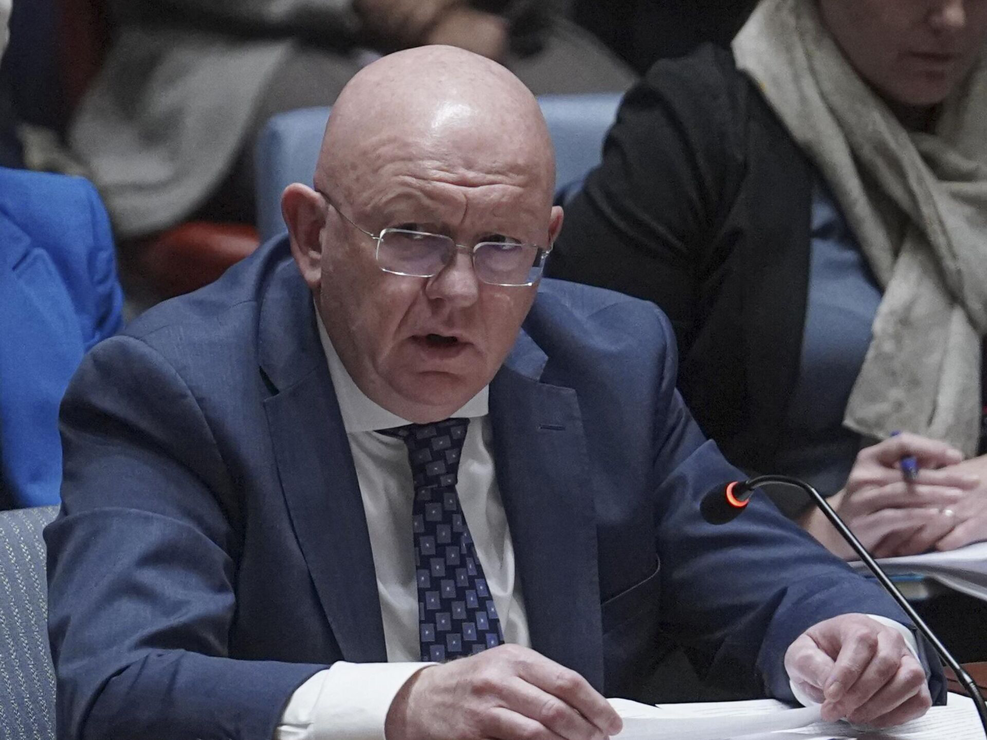 ЊУЈОРК, 8. АПРИЛА /СРНА/ - Амбасадор Русије при УН Василиј Небензја изјавио је да извјештај генералног секретара УН Антонија Гутереса о раду УМНИК-а указује на значајну ескалацију кризе на Косову и Метохији, те да су главни разлози за то исти, укључујући шовинистичку политику привремених власти у Приштини према Србима.