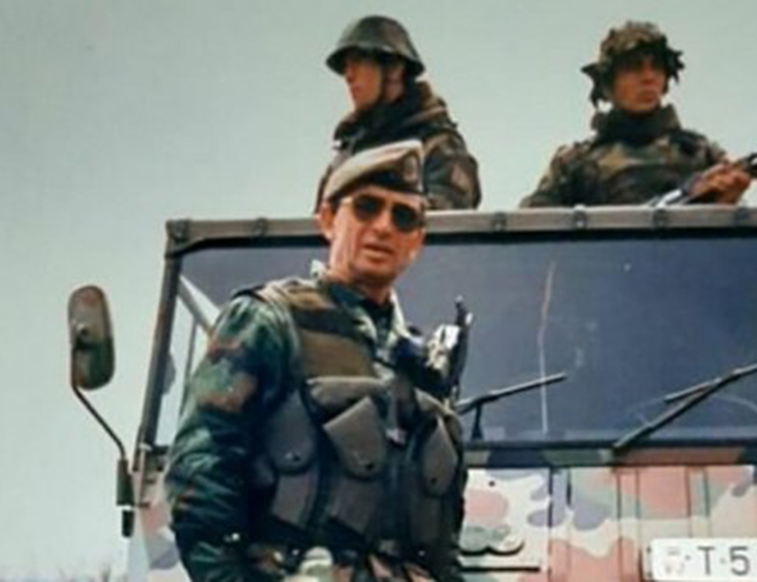 БЕОГРАД, 9. АПРИЛА /СРНА/ - Ратни командант карауле Кошаре Драгутин Димчевски изјавио је да је битка на Кошарама пореметила план НАТО агресора и поручио да због тога, али и исказане храбрости и родољубља њених учесника заслужује да се памти, учи и изучава.