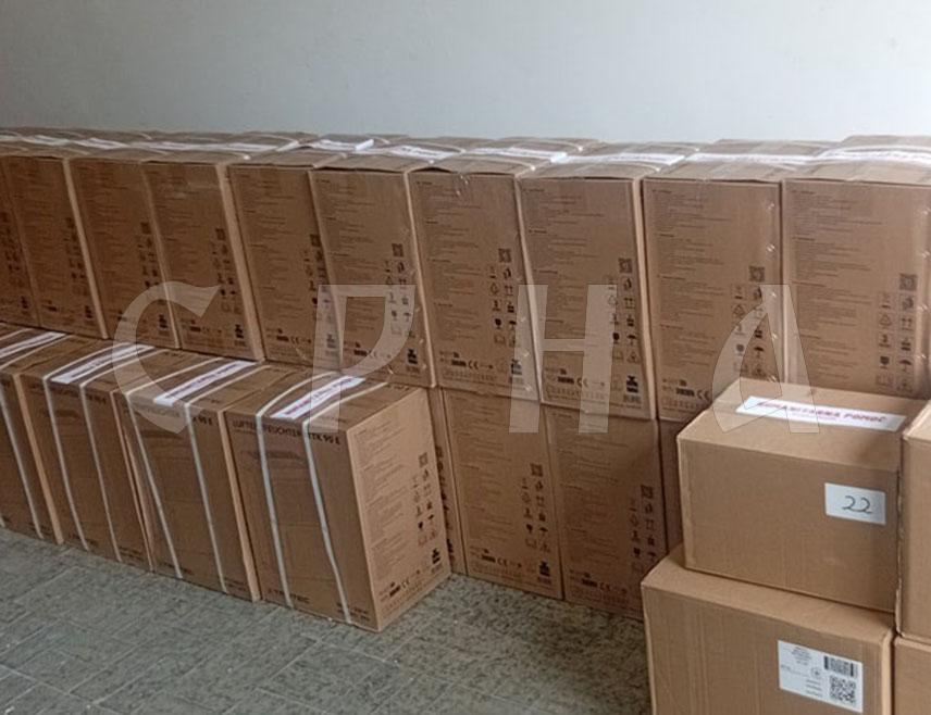 ПРИЈЕДОР, 10. АПРИЛА /СРНА/ - Словеначки град Велење донирао је Приједору опрему за помоћ у санацији штете од поплава, вриједности 15.000 евра, изјавио је Срни старјешина приједорске Територијалне ватрогасно-спасилачке јединице Небојша Миљуш.