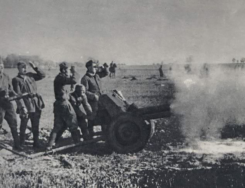 БЕОГРАД, 11. АПРИЛА /СРНА/ - Сутра ће се навршити 80 година од пробоја Југословенске армије на Сремском фронту послије вишемјесечних тешких борби са њемачким окупатором у које су у "сремску кланицу" послати бројни српски младићи практично без обуке.