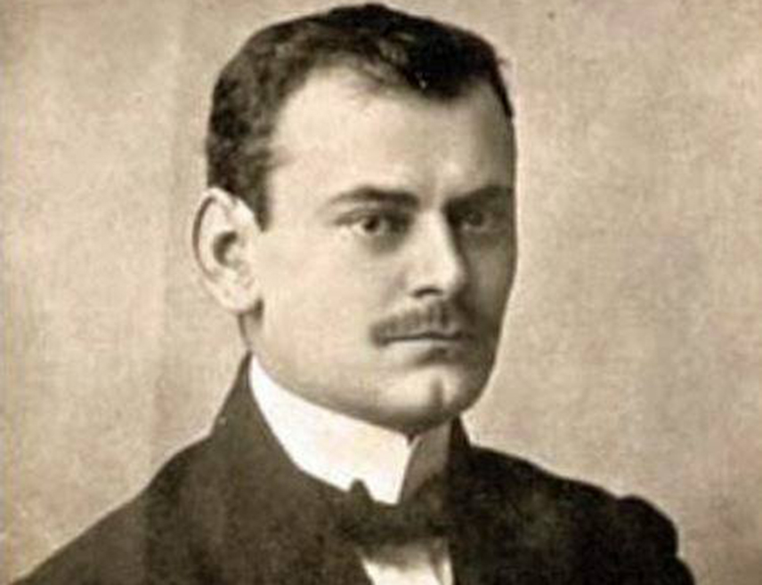 БИЈЕЉИНА, 13. АПРИЛА /СРНА/ - Српски писац Сима Пандуровић /1883-1960/, један од оснивача српске модерне, рођен је 14. априла 1883. године.