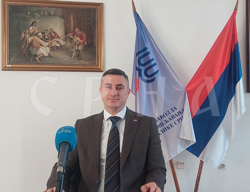 PALE, APRIL 15 /SRNA/ - Željko Komšić and Denis Bećirović continue to claim that BiH wants NATO membership, which is the claim they should be precisely held criminally accountable for, said Damjan Škipina, a SNSD deputy to the Republika Srpska National Assembly.