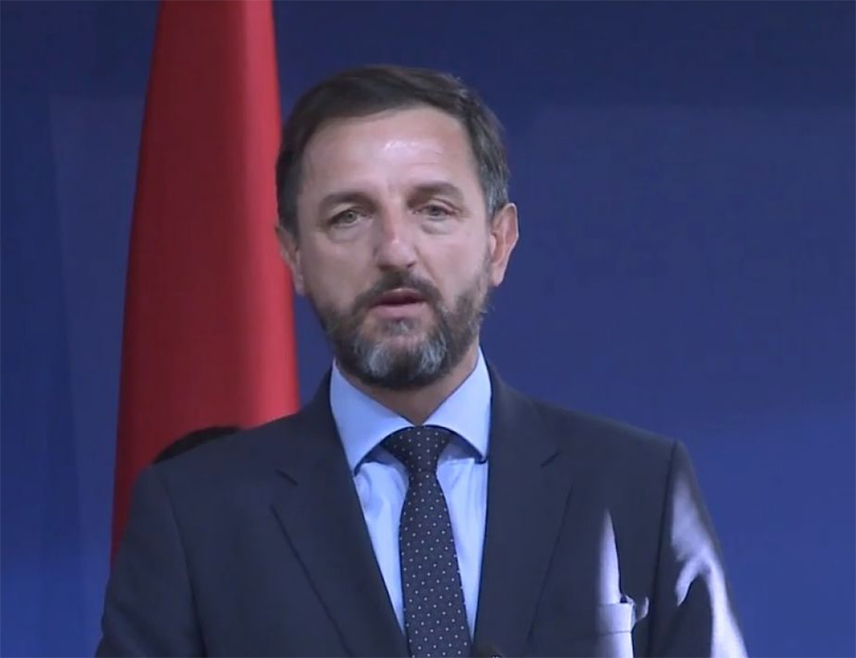 BANJA LUKA, APRIL 16 /SRNA/ - The Republic Public Prosecutor's Office has received a criminal complaint against Dževad Mahmutović, a member of the Republika Srpska Council of Peoples, which has been assigned to a prosecutor through the automatic case management system, the Prosecutor's Office told SRNA.