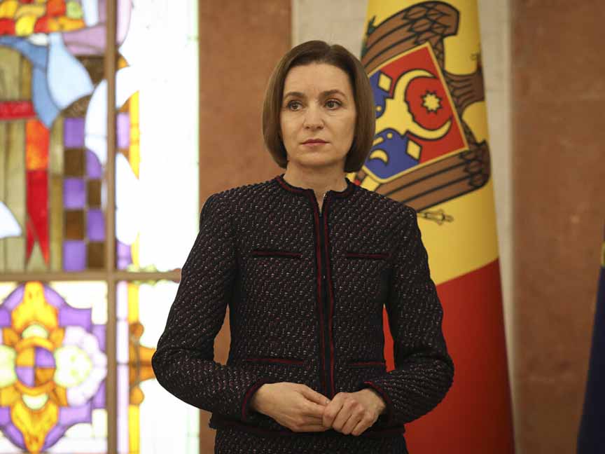 КИШИЊЕВ, 18. АПРИЛА /СРНА/ - Предсједник Молдавије Маја Санду се плаши вјере и цркве, које уједињују народ, изјавио је за РИА Новости лидер молдавске опозиције Илан Шор.