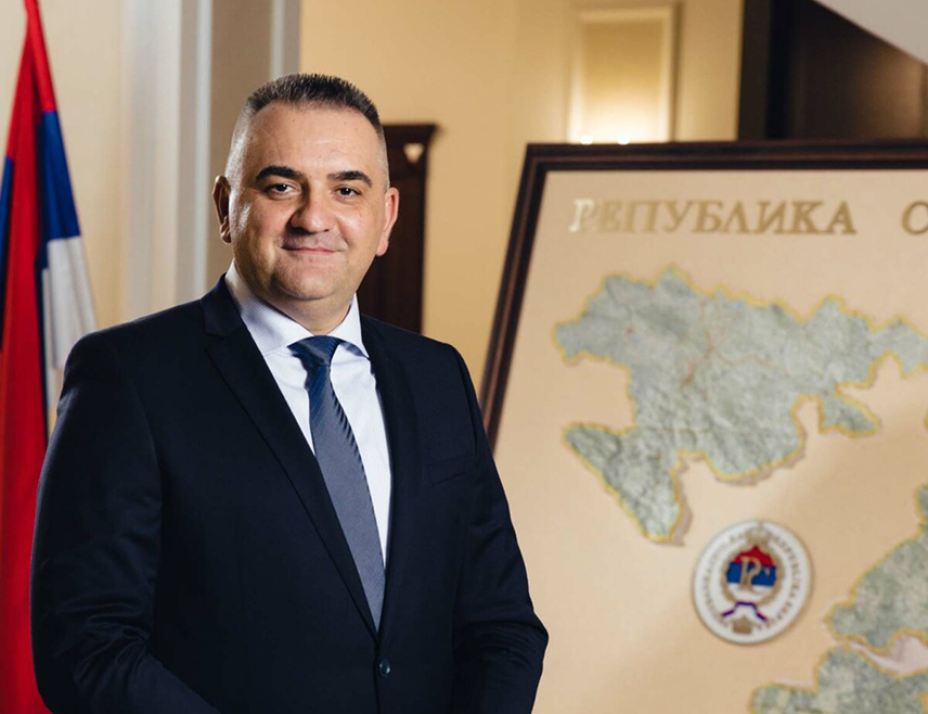 БАЊАЛУКА, 22. АПРИЛА /СРНА/ - Министар пољопривреде, шумарства и водопривреде Републике Српске Саво Минић присуствоваће сутра у Шековићима састанку министара у Влади, начелника Хан Пијеска, Власенице, Милића и Шековића са руководством предузећа "Сарајево-гас" из Источног Сарајева о почетку гасификације истока Републике Српске.