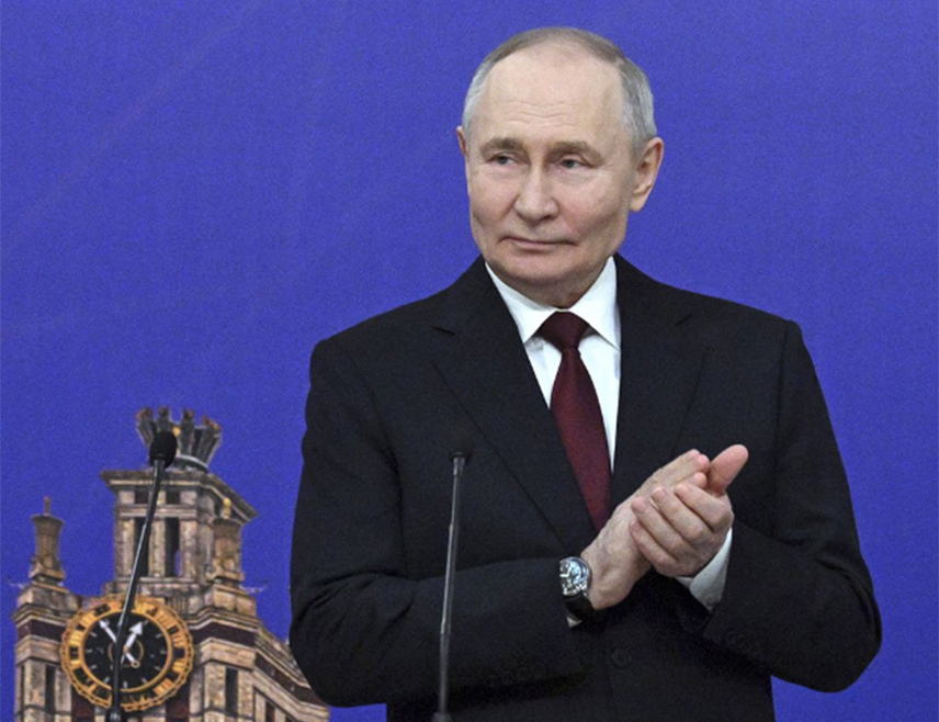 МОСКВА, 26. АПРИЛА /СРНА/ - Руски предсједник Владимир Путин захвалио је руским војницима који су учествовали у ослобађању Курске области, истакавши њихову храброст и херојство.