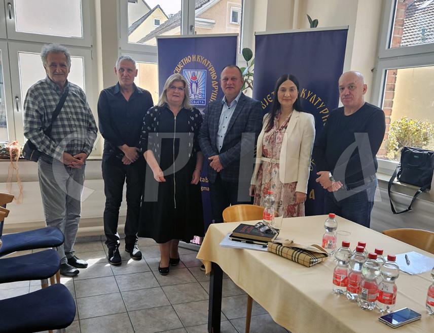 ШТУТГАРТ, 27. АПРИЛА /СРНА/ - У Штутгарту је данас обиљежено 80 година од пробоја логораша из Јасеновца, једног од најмрачнијих симбола страдања српског народа у 20. вијеку.