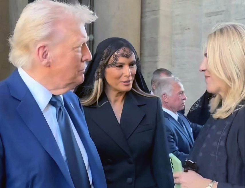 ИСТОЧНО САРАЈЕВО, 28. АПРИЛА /СРНА/ - Српски члан и предсједавајућа Предсједништва БиХ Жељка Цвијановић истакла је да је почаствована што је имала прилику да се у Ватикану сретне са америчким предсједником Доналдом Трампом.